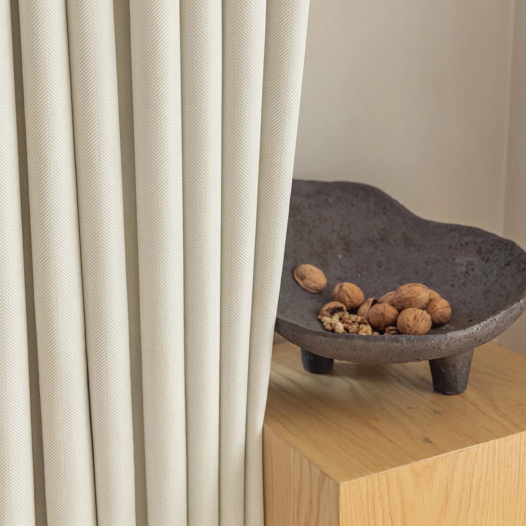 Beige Chevron Visgraat Verduisterende Gordijnen Secundaire afbeelding